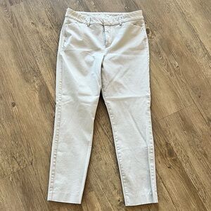 Old Navy Pixie Pant size 10 excellent used condition
